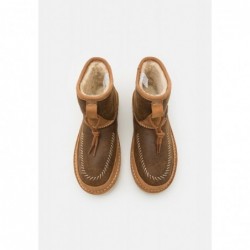 UGG CAMPFIRE CRAFTED REGENERATE UNISEX Botines chestnut