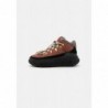 UGG CAPTRAIL HIGH Botines con plataforma red jasper