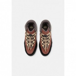 UGG CAPTRAIL HIGH Botines con plataforma red jasper