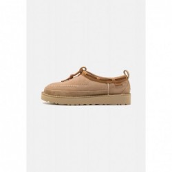 UGG TASMAN CRAFTED REGENERATE UNISEX Mocasines sand