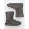 UGG CLASSIC SHORT II Botines grey