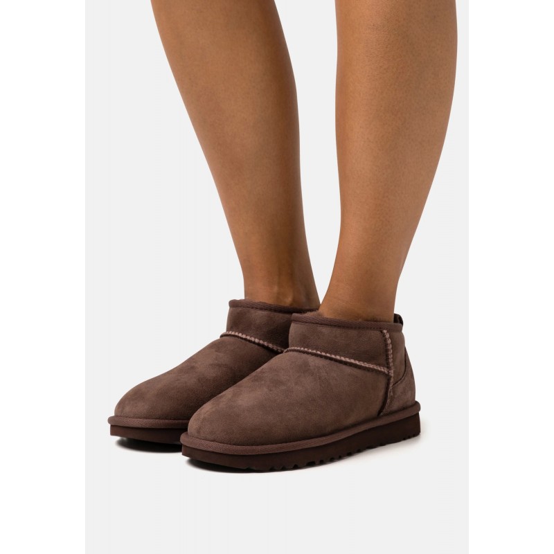 UGG CLASSIC ULTRA MINI Botines bajos burnt cedar