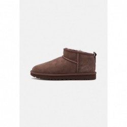 UGG CLASSIC ULTRA MINI Botines bajos burnt cedar