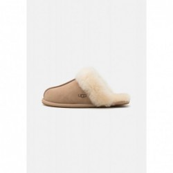 UGG SCUFFETTE II Pantuflas sand