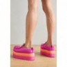 UGG URSEEN PLATFORM Mocasines raspberry