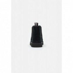 UGG NEUMEL CHELSEA Botines Negro