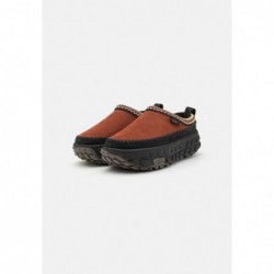 UGG VENTURE DAZE UNISEX Mocasines Rojo