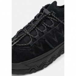 UGG CAPTRAIL Zapatillas Negro