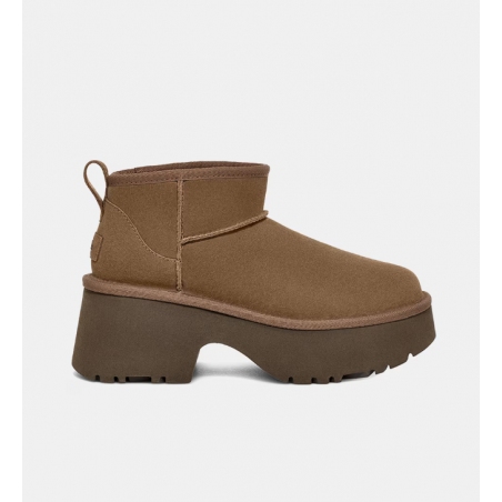 UGG Botas de mujer Classic Ultra Mini New Heights Castañas