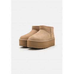 UGG CLASSIC ULTRA MINI PLATFORM Botines con plataforma sand