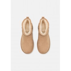 UGG CLASSIC ULTRA MINI PLATFORM Botines con plataforma sand