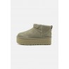 UGG CLASSIC ULTRA MINI PLATFORM Botines con plataforma shaded clover