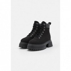 Timberland SKY 6IN LACEUP Botines con plataforma black