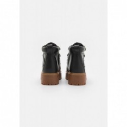 Timberland STONE STREET HIKER Botines bajos black