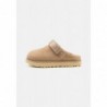 UGG GOLDENSTAR Pantuflas sand