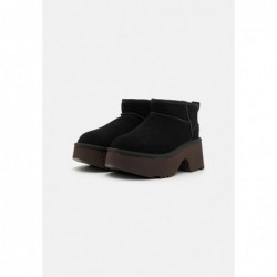 UGG CLASSIC ULTRA MINI NEW HEIGHTS Botines bajos black