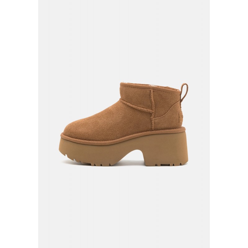 UGG CLASSIC ULTRA MINI NEW HEIGHTS Botines bajos chestnut