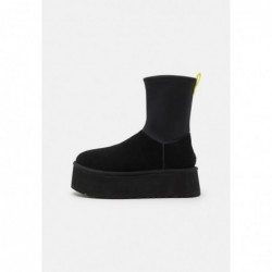 UGG CLASSIC DIPPER Botines con plataforma black