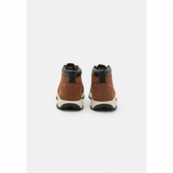 Timberland WINSOR PARK CHUKKA Zapatillas altas medium brown