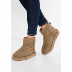 UGG CLASSIC MINI II Botines bajos antilope