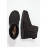 UGG CLASSIC MINI II Botines bajos black