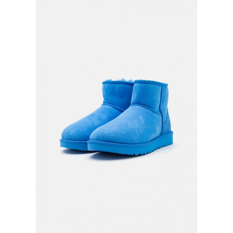 UGG CLASSIC MINI II Botines bajos big sky