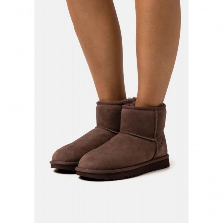 UGG CLASSIC MINI II Botines bajos burnt cedar