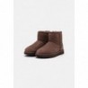 UGG CLASSIC MINI II Botines bajos burnt cedar