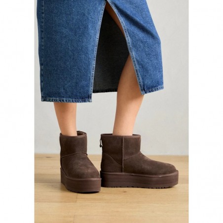 UGG CLASSIC MINI PLATFORM Botines con plataforma Cedro quemado