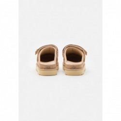 UGG GOLDENSTAR Pantuflas driftwood