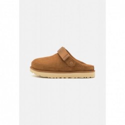 UGG GOLDENSTAR Pantuflas chestnut