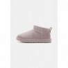 UGG CLASSIC ULTRA MINI Botines bajos pale smoke