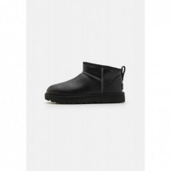 UGG CLASSIC ULTRA MINI Botines con plataforma black