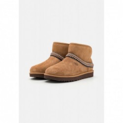 UGG CLASSIC MINI CRESCENT Botines bajos chestnut