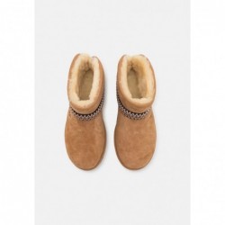 UGG CLASSIC MINI CRESCENT Botines bajos chestnut