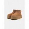 UGG CLASSIC MINI DIPPER Botines con plataforma chestnut