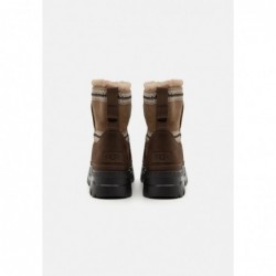 UGG CLASSIC MINI TRAILGAZER Botas para la nieve hickory