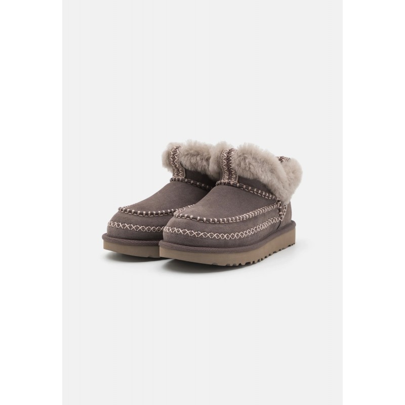 UGG CLASSIC ULTRA MINI ALPINE Mocasines thunder cloud