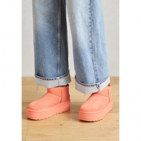 UGG CLASSIC ULTRA MINI PLATFORM Botines con plataforma vibrant coral