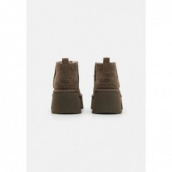 UGG CLASSIC ULTRA MINI NEW HEIGHTS Botines bajos hickory