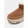 UGG VENTURE DAZE ULTRA MINI UNISEX Botas para la nieve chestnut/ceramic