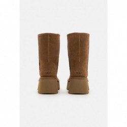 UGG CLASSIC SHORT NEW HEIGHTS Botines con plataforma chestnut