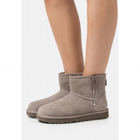 UGG CLASSIC MINI BAILEY ZIP Botines smoke plume