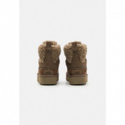 UGG CLASSIC ALPINE LACE-UP Botas para la nieve hickory