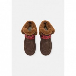 UGG FUNKARRA CABIN CUFF Botines bajos burnt cedar